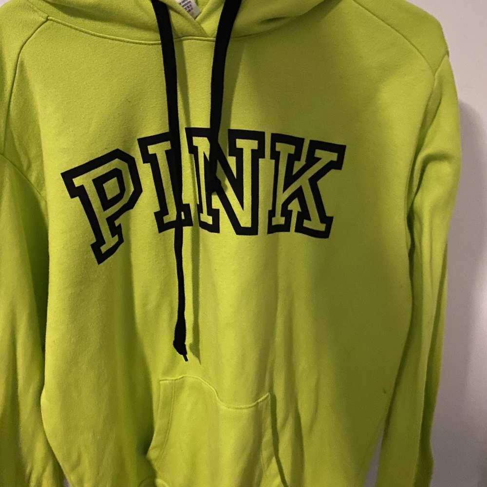 PINK - Picture 3 of 8